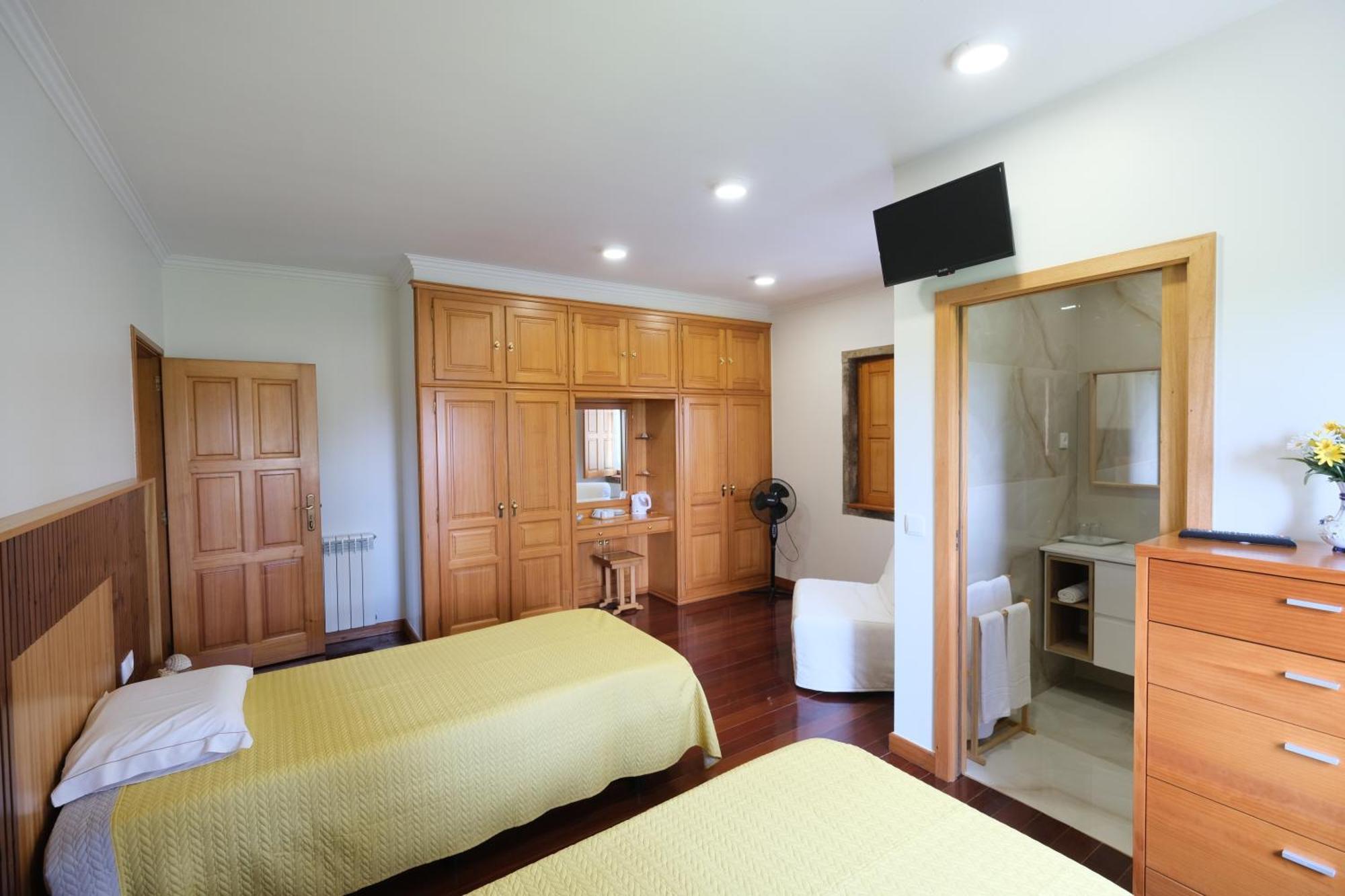 Quintinha D'Avo Bed & Breakfast Vila de Prado Bagian luar foto